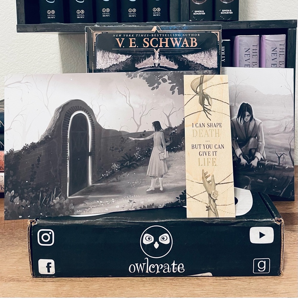 Owlcrate Exclusive Signed Edition Gallant By V. E. Schwab